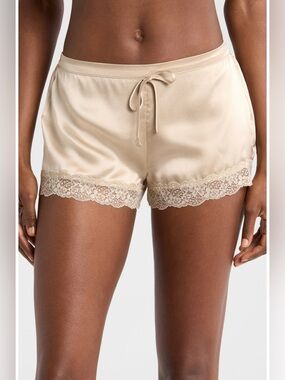 ETAM Milky Silk Pajama Shorts NWT medium
